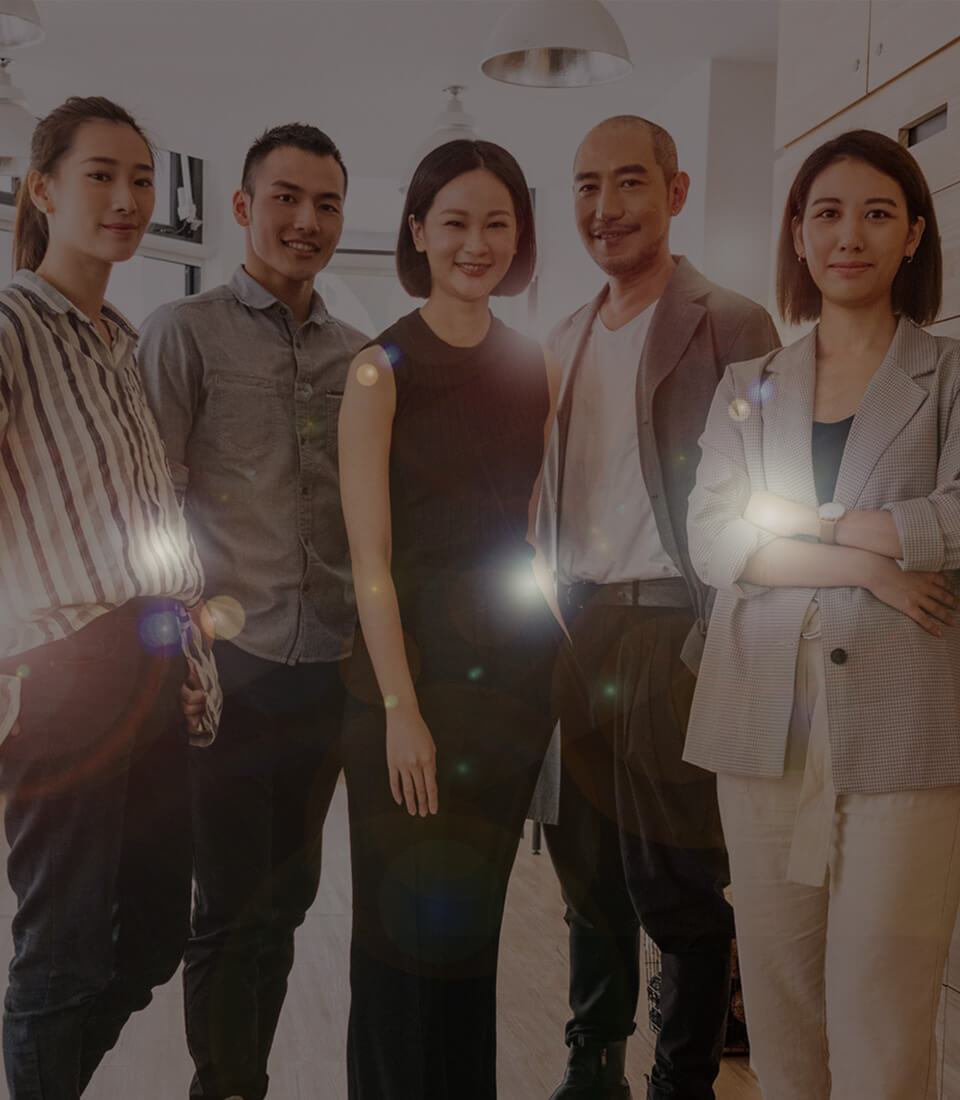 累積十多年家長口碑推薦的 資深顧問團隊